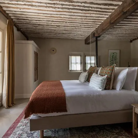 Les Petites Maisons - Hameau Des Baux Szálloda