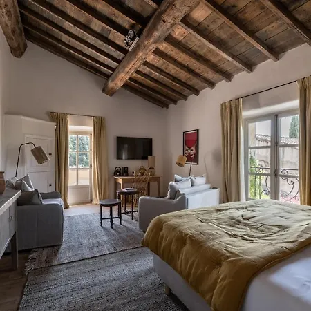 Les Petites Maisons - Hameau Des Baux Szálloda 4*